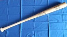 SADAHARU OH 868 Home Run Personal Model Bat Autographed collection e411