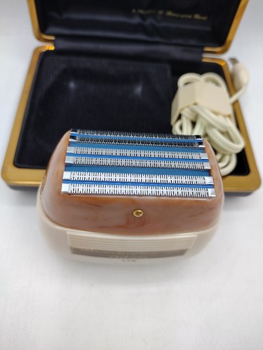 Vintage Remington 60 Deluxe Shaver CLEAN - Picture 6 of 8