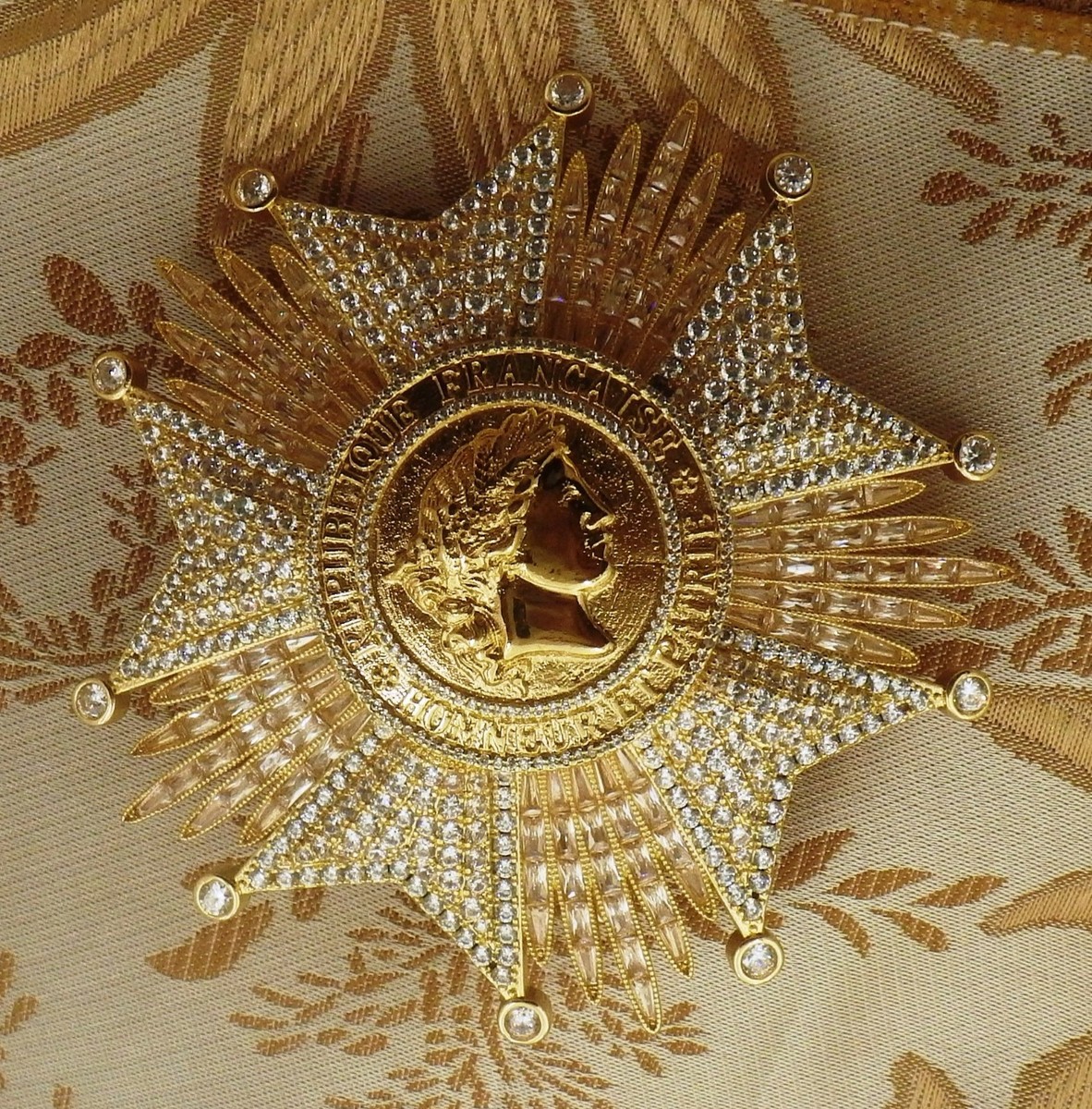新品Légion d'honneurPreview Edition French Legion of Honor / Légion d'Honneur Breast Star in Gold with