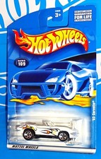 Hot Wheels 2001 Mainline #109 '65 Corvette White w/ 5SPs