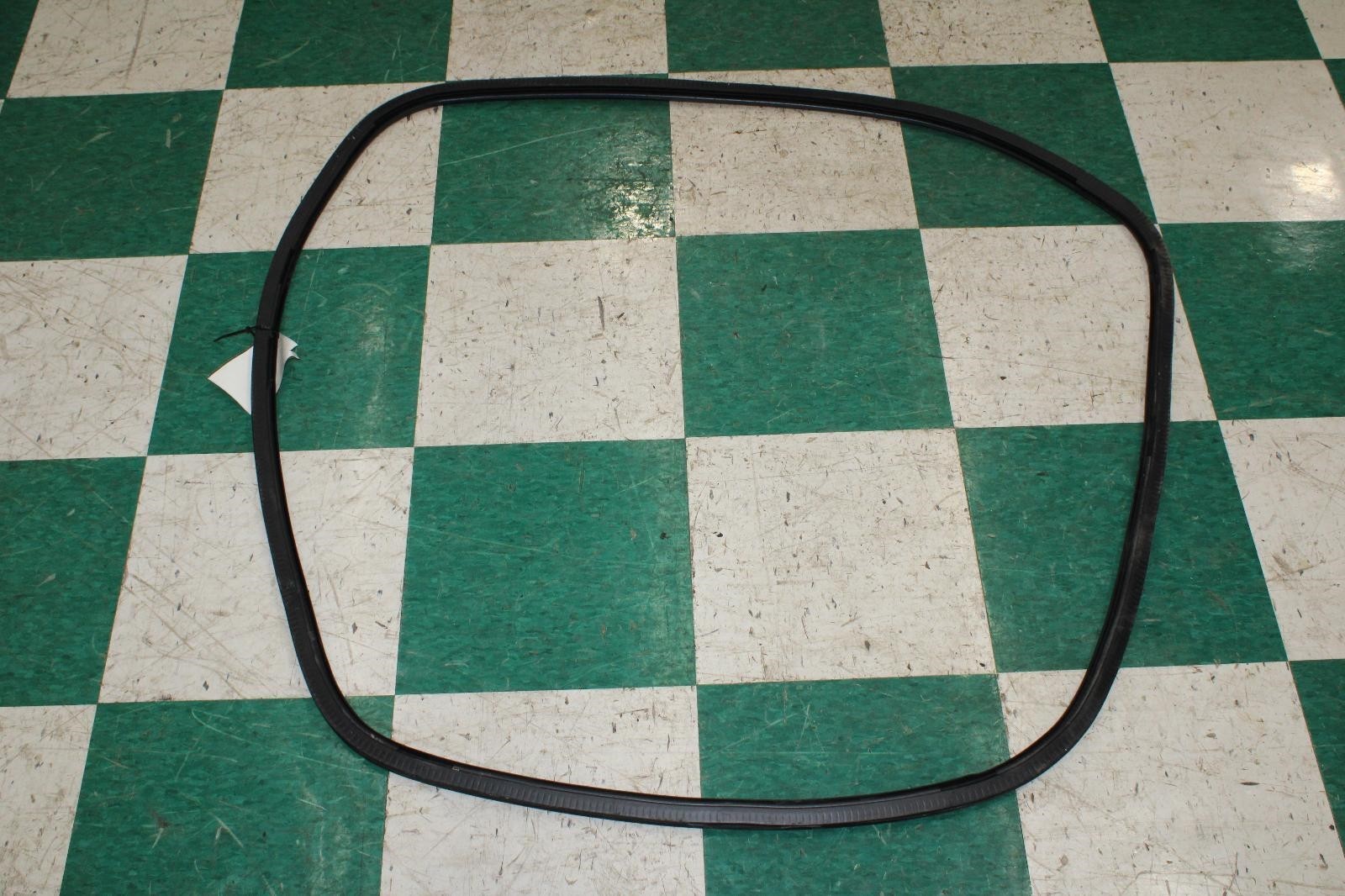 13-18 Flying Spur Black Rear Passenger Right RH RR Door Seal Weather Stripping