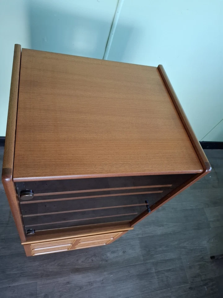 Mid Century Teak Hifi Unit With Lift Up Top By Parker Knoll/Nathan - Image 3 of 4
