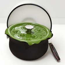 Smith & Clark Halloween 6 Quart seasoned Cast Iron Green Lid Bubbling Cauldron