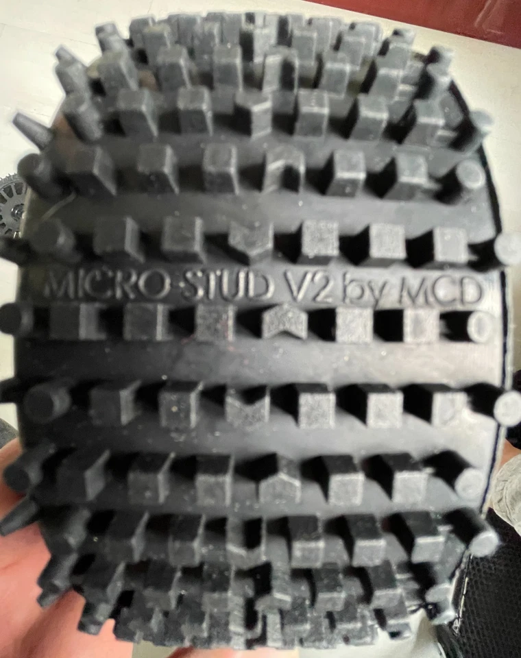 MCD RR5 Micro Stud Reifen 180mm V2 Blue Medium + Felgen, 4 Stück, Original - Bild 2 von 3