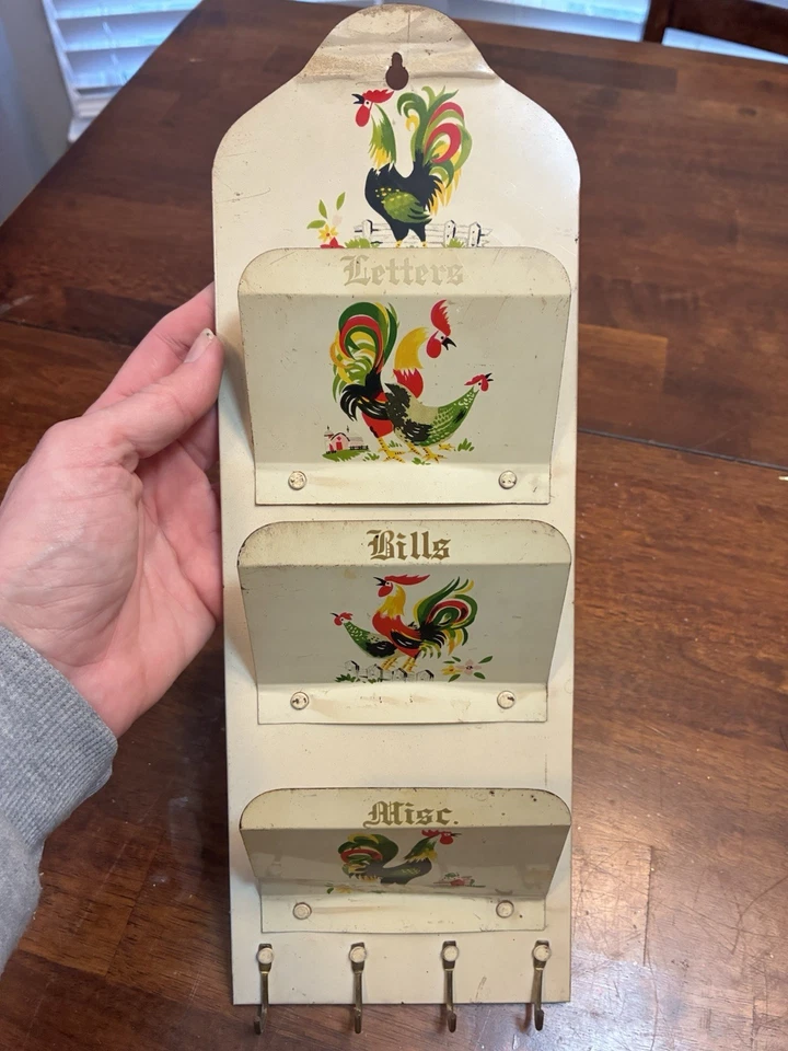 Винтажный металлический оловянный почтовый держатель для ключей MCM деревенский ретро коттедж ферма - Изображение 2 из 4