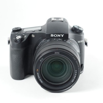 Sony Cyber Shot DSC-RX10M4 Black Digital Camera 20.1MP 25x Zoom