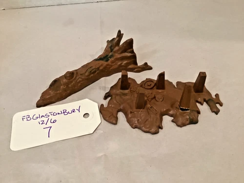 Vintage  Marx Battleground playset marbled  fallen tree anti tank accessories