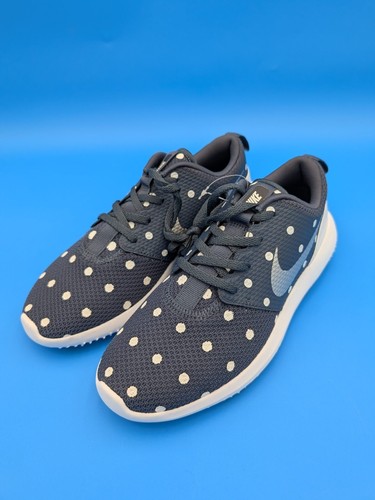 Nike Women's Golf Shoes Roche AA1851-401 Navy Blue White Polka Dot Size 7