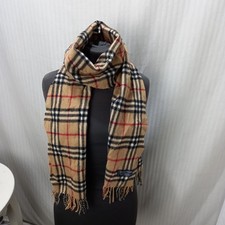 Item e6587 burberry scarf beige tartan pattern 100% wool, sizes are l