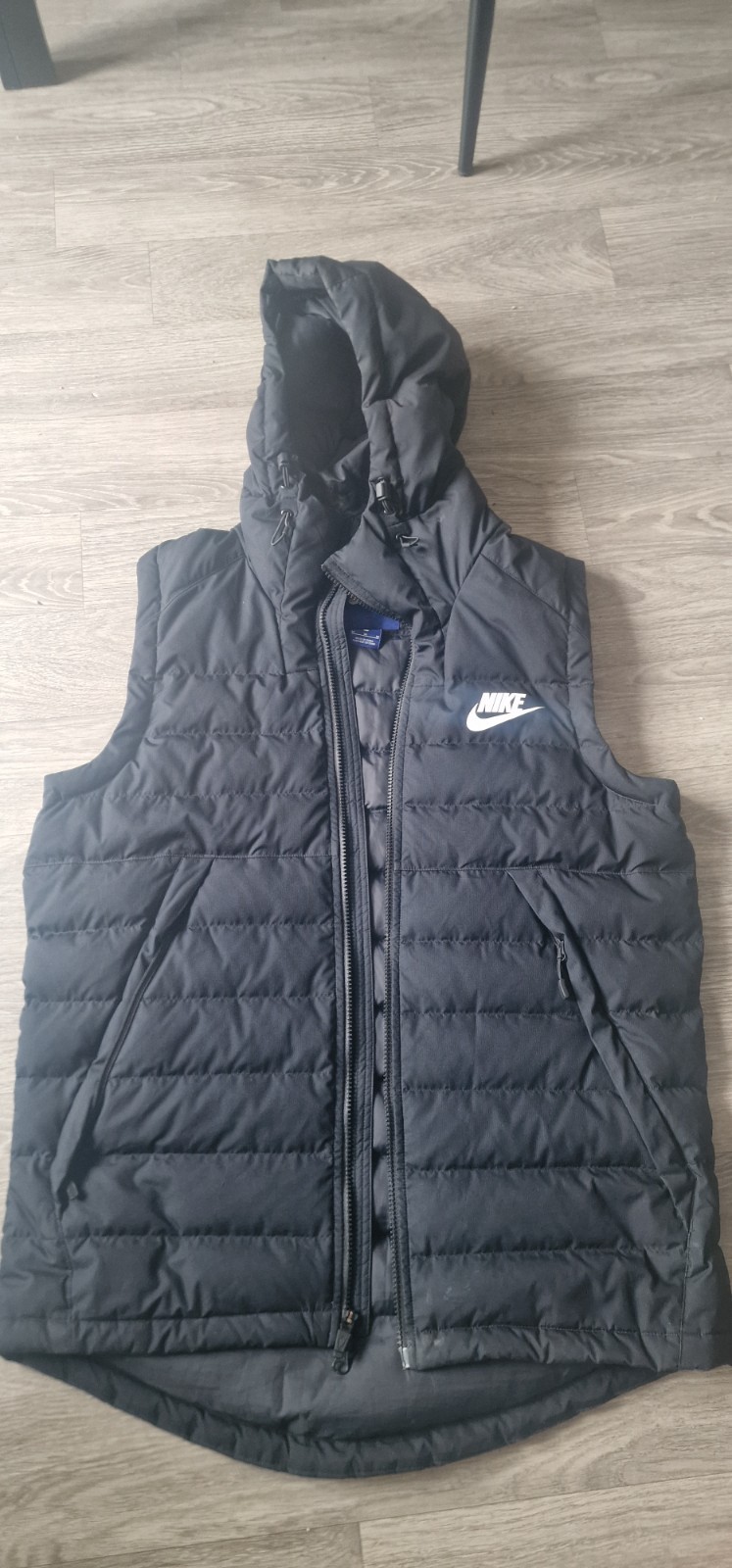 Nike Men's Running Vest Size M image 4