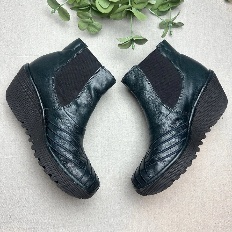 Botas Chelsea Fly London Talla 40 (9) Tacón Cuña Cuero Verde Pull On Portugal Foto 3 de 4