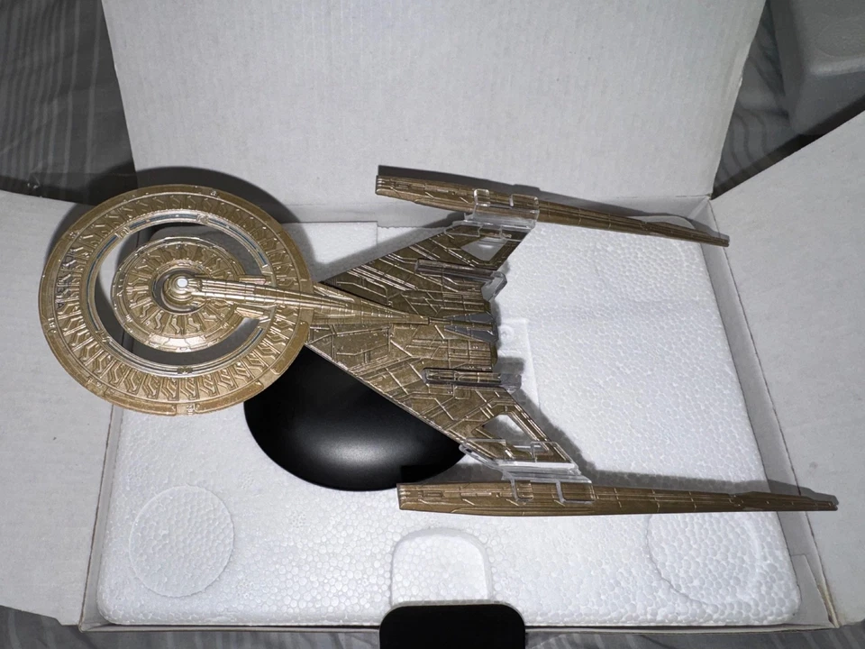 JUEGO A JUEGO: EE. UU. Discovery NCC-1031 y NCC-1031-A Star Trek Eaglemoss sin usar, en caja Foto 2 de 4