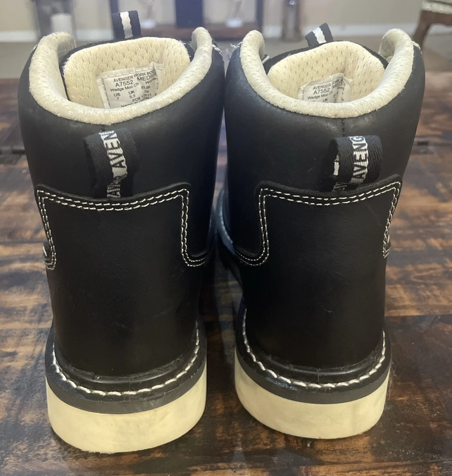 Women’s Avenger Work Boots A7552 Waterproof Steel Toe 7M - Image 4 of 4