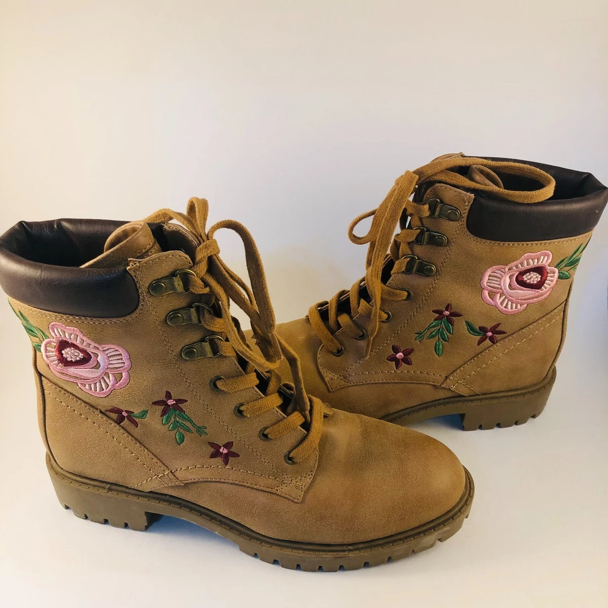 Pink guess clearance boots