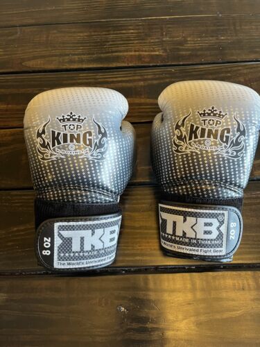 Top King Boxing Gloves 8 oz USED - 第 1/4 張圖片