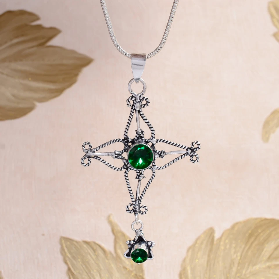 Colgante de plata de ley 925 con cruz de piedras preciosas de diopsido cromado último diseño de joyas Foto 3 de 4