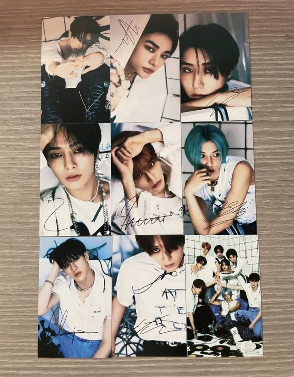 STRAY KIDS 樂 STAR ROCK STAR HMV LUCKY DRAW Official Photo