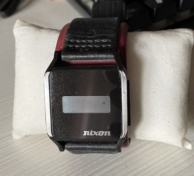 Orologio Nixon A071-760 - The Atom Quartz Black Dial Herrenuhr