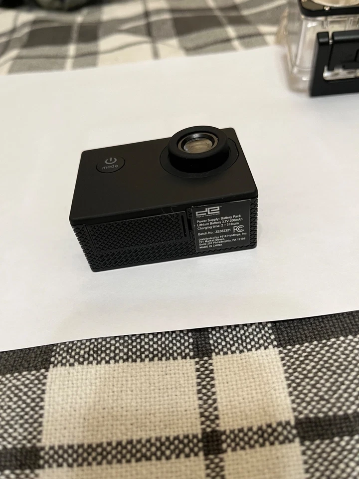 SJCAM SJ4000 Action Camera Dual Screen 4K Ultra HD Underwater Camera - Image 2 of 4