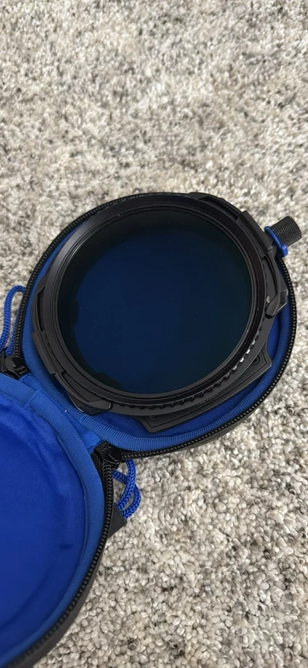 Lee Filters LEE100 Polarizer Filter with Clam Shell Case #100PL - Image 2 of 2