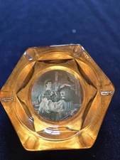 Vintage Gold Glass Ashtray With A Man And Woman Celebrating Great Condition 