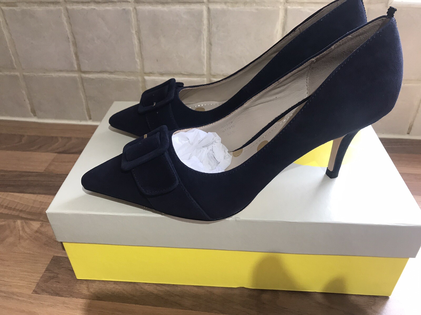 clarks shoes anika kendra black suede