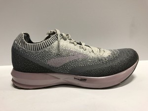 brooks women levitate 2