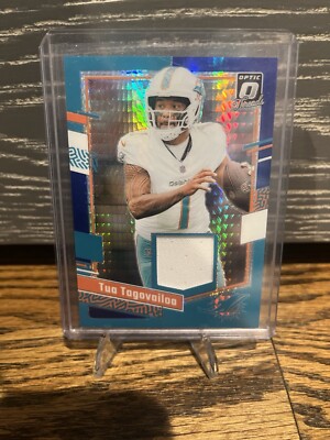 2023 Panini Donruss Optic Donruss Threads Blue Hyper Prizm Tua Tagovailoa (MEM)