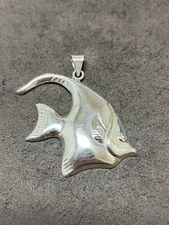 .925 Sterling Silver Nemo Dorthy Beach Ocean Large Fish Pendant 23G Estate 