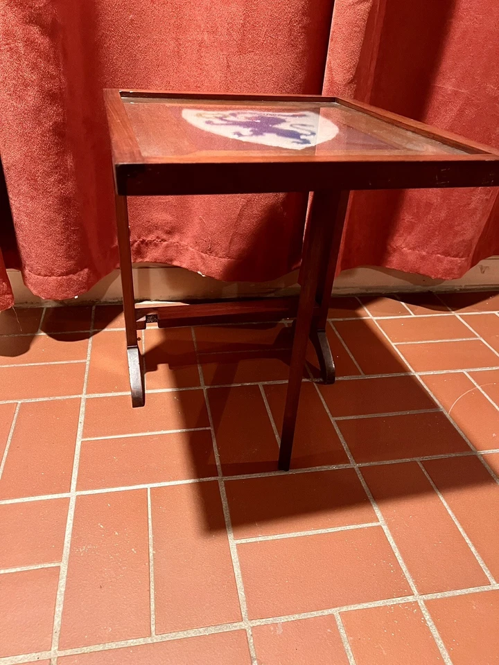 Antigua mesa auxiliar plegable inclinable de caoba - Coleccionable en inglés - Cambridge  Foto 4 de 4