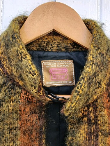 VINTAGE 1970s HEMMINGS AT DONEGAL DESIGN HANDWOVEN MOHAIR/ WOOL MULTICOLOUR CAPE - Picture 4 of 19