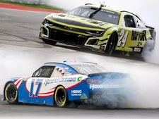 1:64 Hendrick Motorsports COTA Winners 2-Car Set LR304184