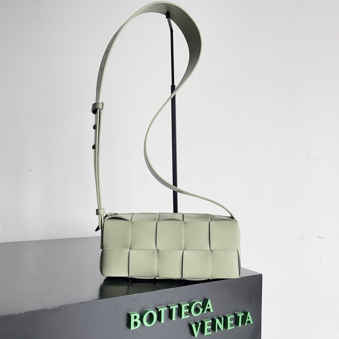 Bottega Veneta Padded Cassette Green Leather Crossbody Bag Intrecciato Mini Bag