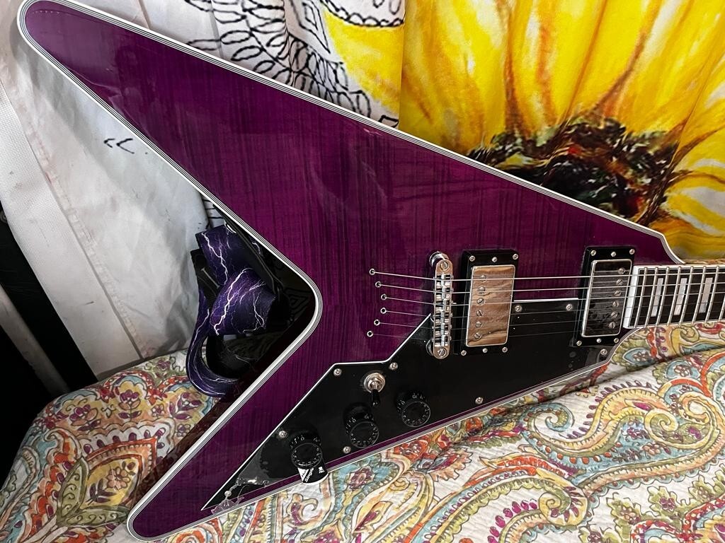 SCHECTER V-1 platinum ovaltone鵺HB フライングV（Schecter V-1