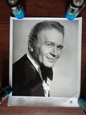 Pressefoto / still  The Poseidon Adventure 1972  Red Buttons  Portrait