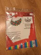 Dizzle Iron On Transfer Pre Shaded Christmas Stars And Holly Wreath 50088