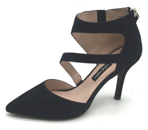 nine west navy heels