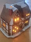 COLONIAL VILLAGE HAMPSHIRE TUDOR HOUSE GEO Z LEFTON LIGHTED #7336 IN ORIG BOX