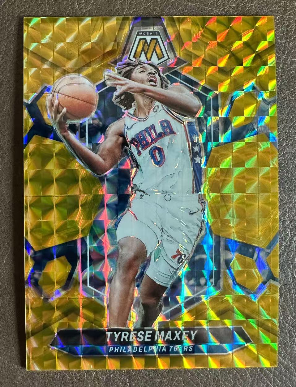 Tyrese Maxey 2023-24 Panini Mosaic 09/10 Gold Mosaic Philadelphia 76ers #79