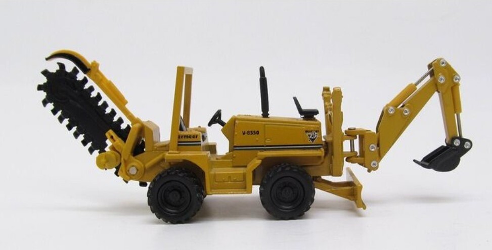 Vermeer V-8550 Trencher - ERTL DCP 1:50 Scale Diecast Model #40009