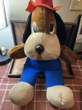 Rare Vintage 1988 Show Biz Pizza time Chuck E Cheese Jasper T Jowls Plush Dog