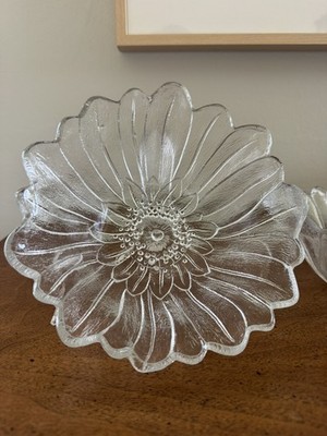 PAIR Vtg INDIANA GLASS Sunflower  Lily Pons Textured Clear Deep Bowls,  7  x 4 