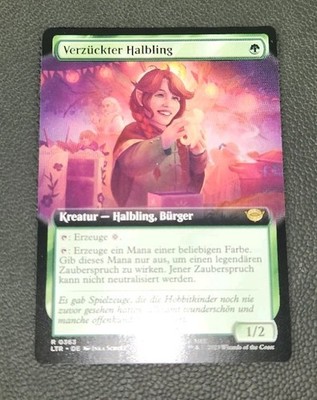 MtG Delighted Halfling Full Art / Borderless Rare Ger MINT