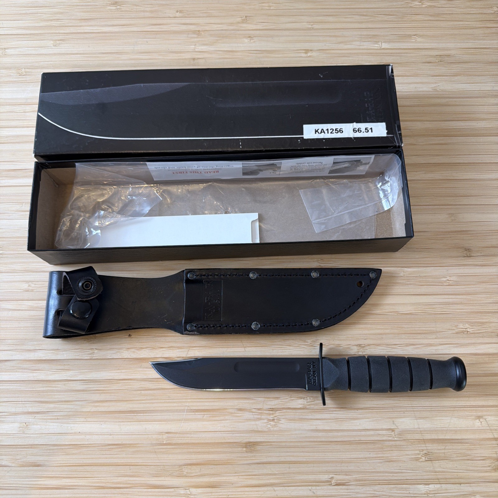 KABAR - SHORT KA-BAR-BLACK with BLACK LEATHER SHEATH - STRAIGHT EDGE - 1256 NIB