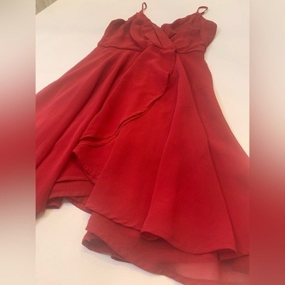 Windsor flutter away layered skater dress in RED, women s size small (bin G)