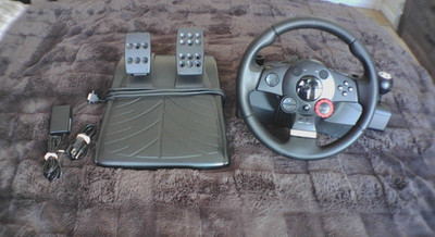 Logitech Driving Force GT E-X5C19 Steering Wheel with Pedals