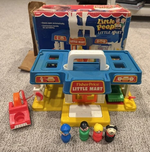 Vintage Fisher Price Little People Little Mart #2580