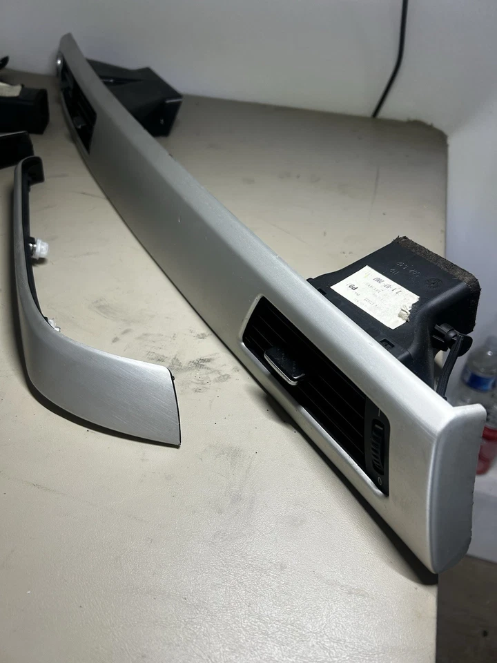 ☑️ 06-11 JUEGO DE MOLDURAS DE TABLERO DE PUERTA CONSOLA INTERIOR BMW SERIE 3 E90 SEDÁN ALUMINIO Foto 4 de 4