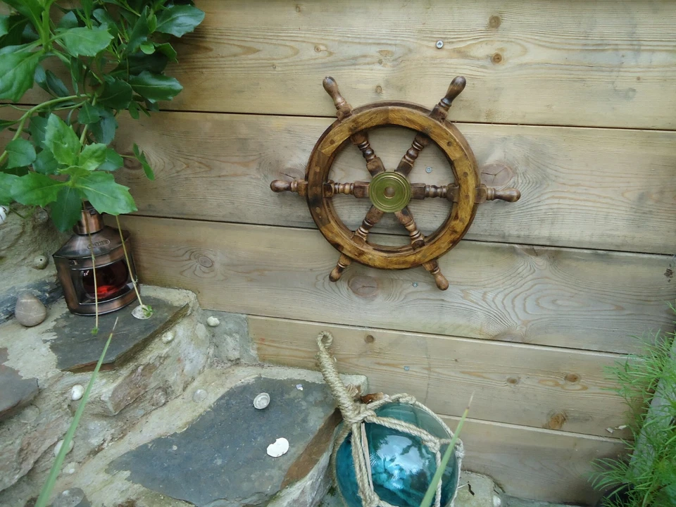 Ships wheel Mango Wood 18" across- Wooden & Brass maritime Pirate Very Nice Gift - Image 2 of 4