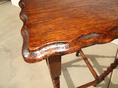Vintage Victorian French Country Oak Barley Twist Side Table - Picture 8 of 12